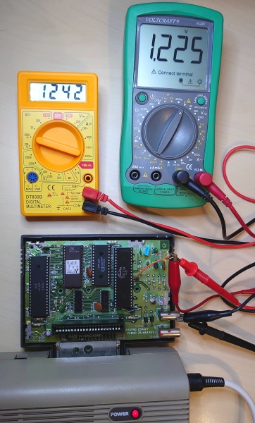 Multimeter: Pin 10